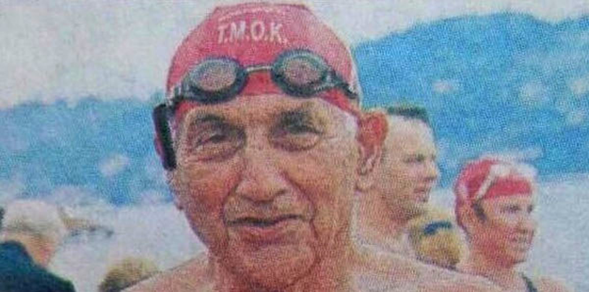 Efsane Yüzücü Nejat Nakkaş Vefat Etti