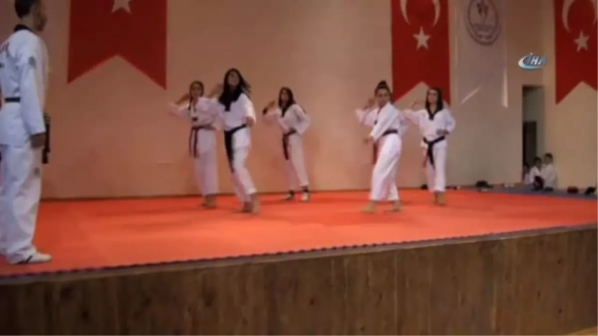 Gençlik ve Spor Bakanı Osman Aşkın Bak, Potayı Iskalamadı