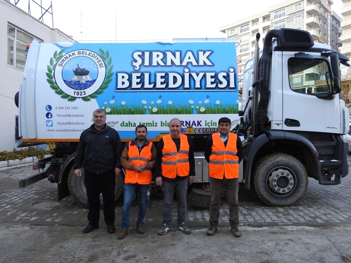Şırnak Belediyesi Filosuna Bir Araç Daha Kattı