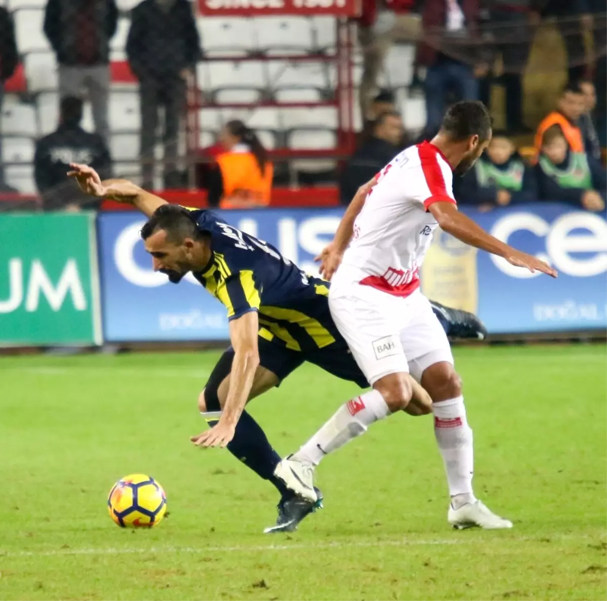 Süper Lig: Antalyaspor: 0 - Fenerbahçe: 1 (Maç Sonucu)