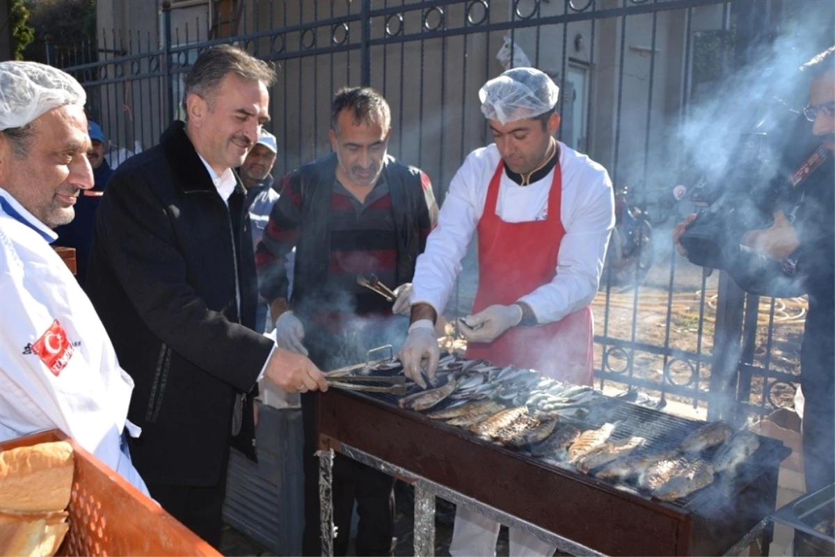 Balıkçı Barınağında Mangal Keyfi