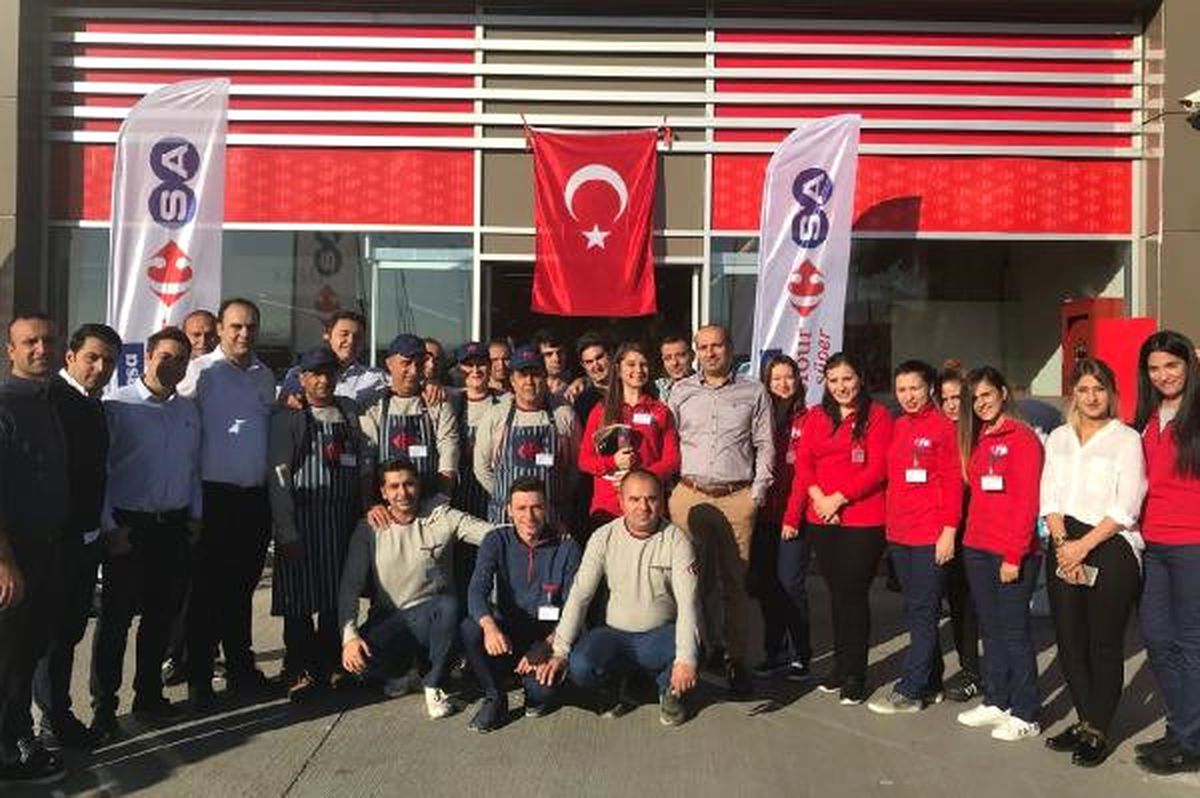 Carrefoursa\'nın Yeni Marketleri Hizmete Açıldı