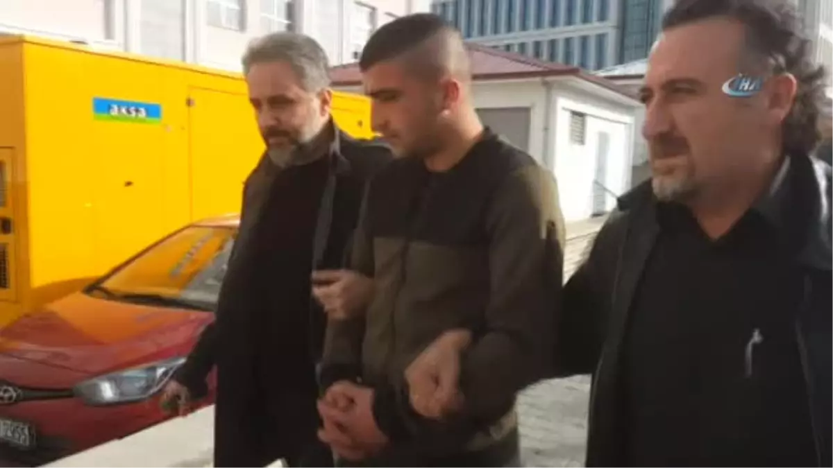 Eşine Silahla Ateş Açıp Kazara 2,5 Yaşındaki Kızını Vuran Baba Yakalandı