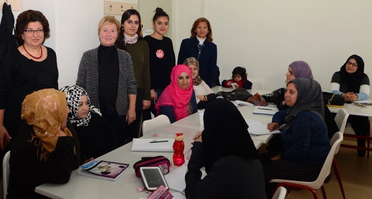 Esogü ve Eskişehirli Kadın Gazeteciler Kadına Şiddete Dur Demek İçin Buluştu