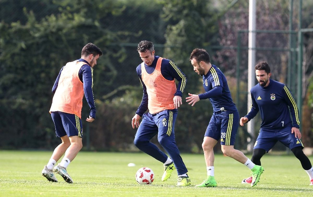 Fenerbahçe\'de Kupa Mesaisi Başladı