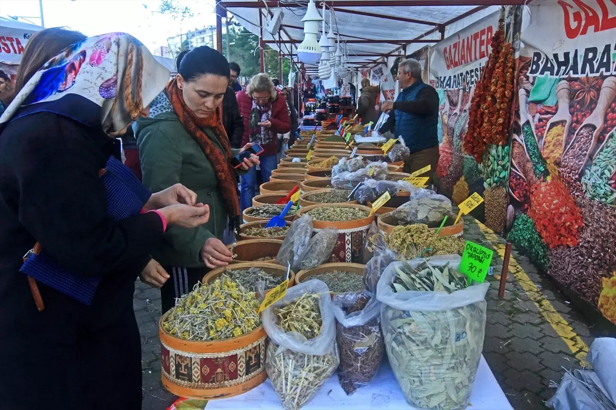 Gaziantep Mutfağı ve Ürünleri Tirebolu\'da Sergileniyor