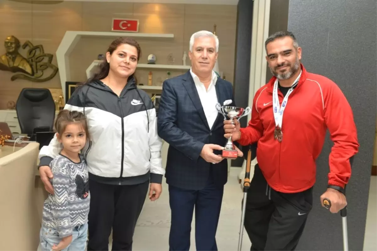 İstanbul Maratonu\'ndan Nilüfer\'e Kupa Geldi