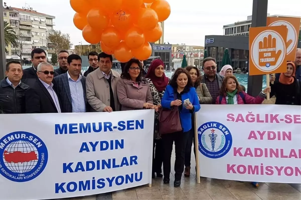 Kadın Sağlıkçılar Kadına Şiddete Karşı Toplumsal Dayanışma Çağrısı Yaptı
