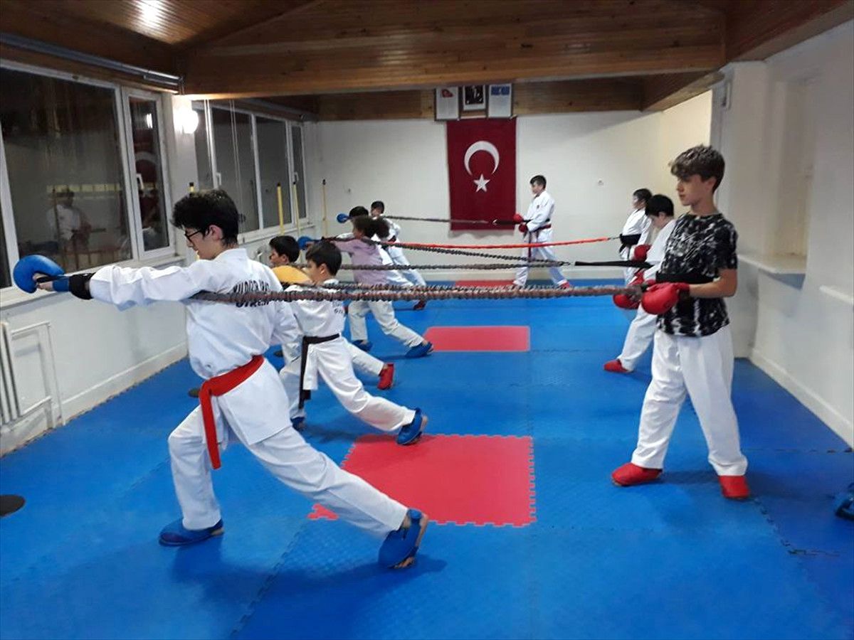 Minik Karateciler Yağlıdere\'de Kamp Yaptı