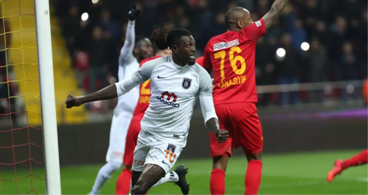 Medipol Başakşehir, Kayseri\'de 1 Puanı Adebayor ile Kurtardı