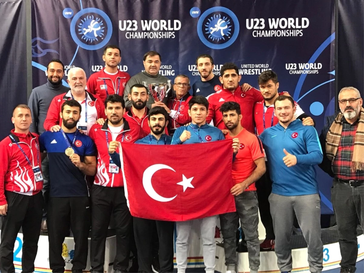 Türkiye Milli Olimpiyat Komitesi\'nden Genç Güreşçilere Tebrik Mesajı