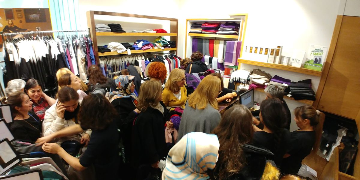 Türkiye\'ye Black Friday\'i Getiren Silk and Cashmere Rekor Kırdı