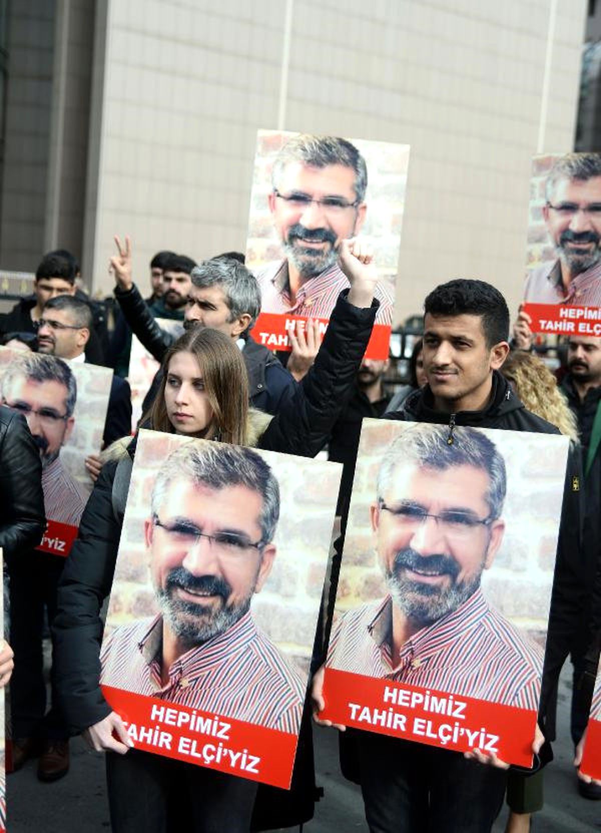 Bakırköy Adliyesi Önünde Avukatlardan Tahir Elçi Anması