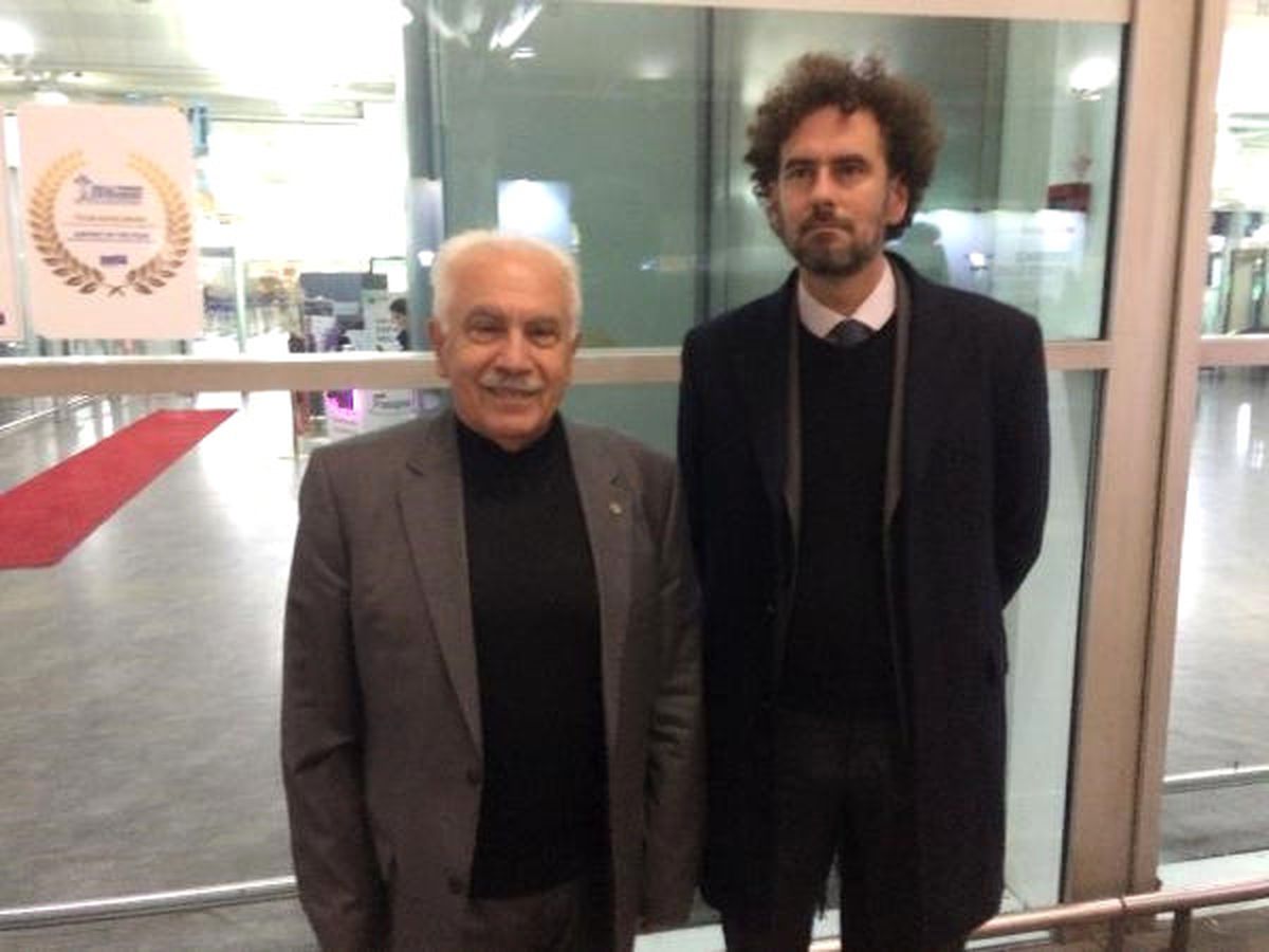 Doğu Perinçek Çin\'e Gitti