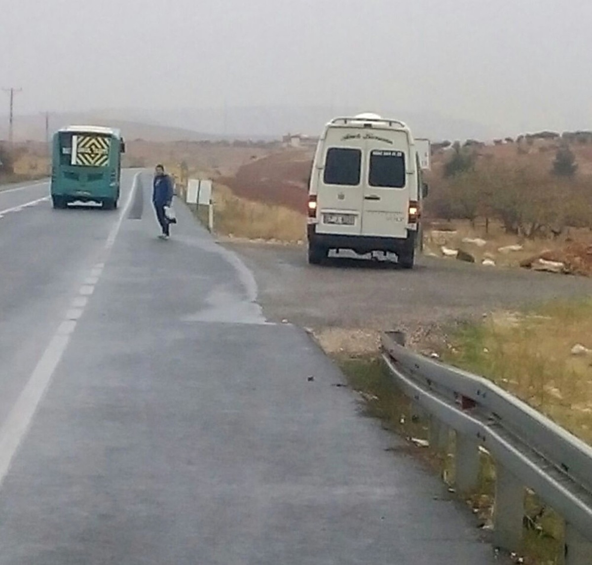 Gaziantep\'te Otomobil ile Minibüs Çarpıştı: 10 Yaralı