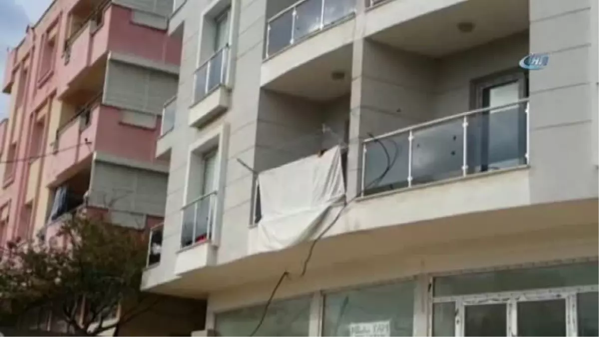 Milas\'ta Yeni Yapılan Sitenin İstinat Duvarı Çöktü