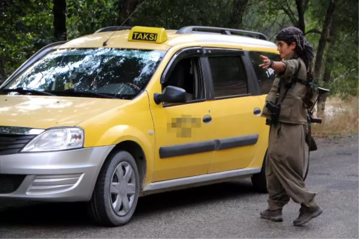 Tunceli\'de Yol Kesen Kadın Terörist, Çatışmada Öldürüldü