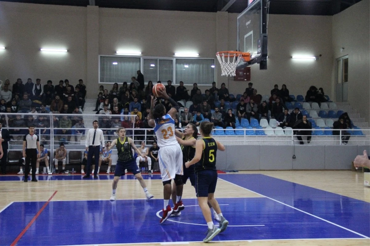 Türkiye Kadınlar Basketbol Ligi: Elazığ İl Özel İdare: 90 - Fenerbahçe Gelişim: 59
