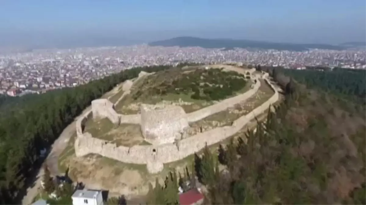 Aydos Kalesi\'nde Tarih Öncesi Dönemin İzlerine Rastlandı