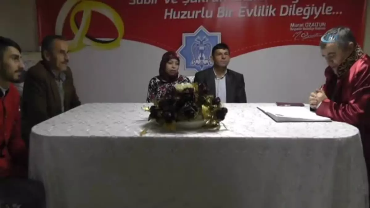 Dolandırıldığını İddia Eden Faslı Gelin ile Türk Damat Üç Ay Gecikmeli Evlendi