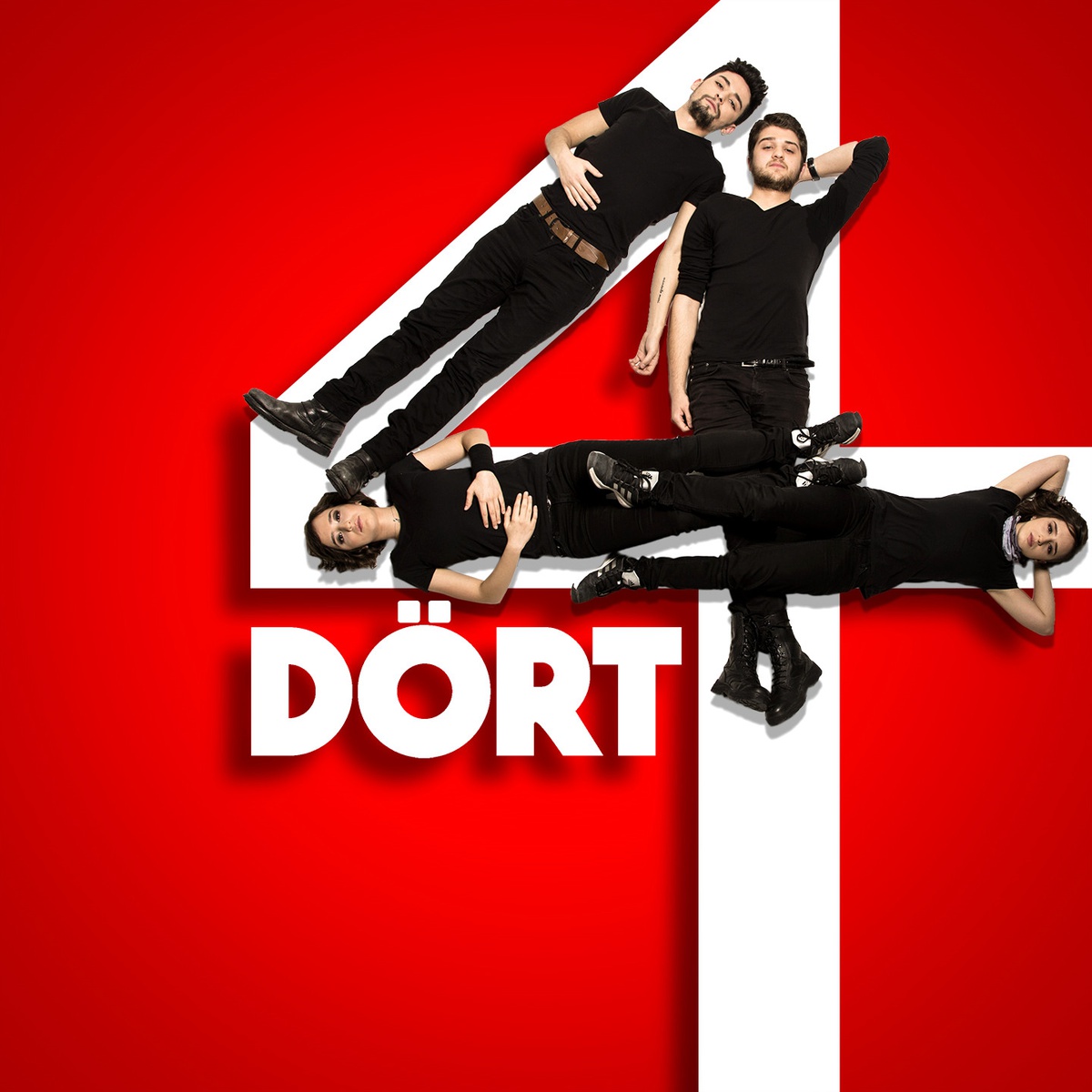 "Dört"ten Kendi Adını Taşıyan Parlak Bir İlk Albüm!