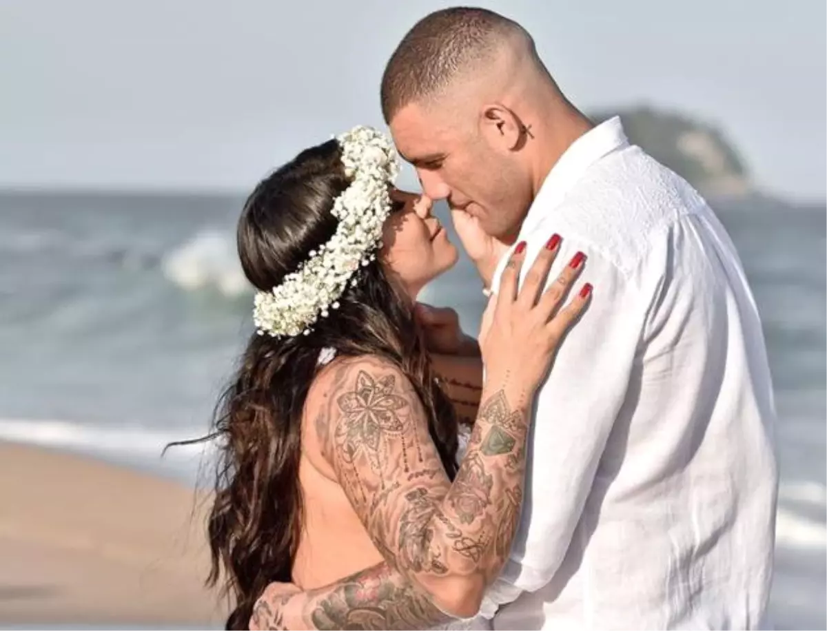 Fenerbahçeli Fernandao, Karısının Yatak Odası Fotoğrafını Paylaştı