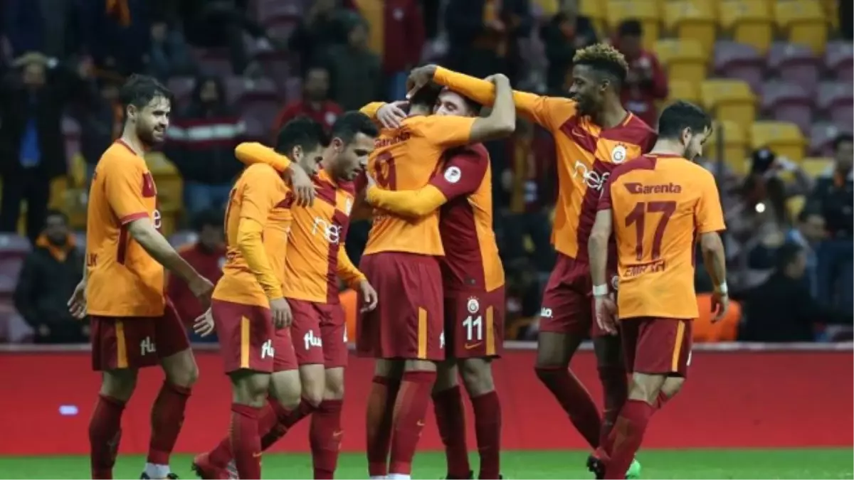 Galatasaray Son 9 Derbide Kayıp