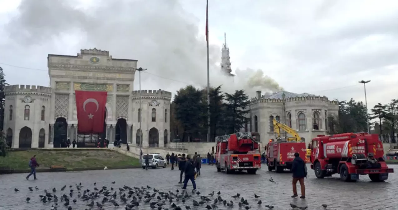 İstanbul Üniversitesi Beyazıt Yerleşkesinde Yangın Çıktı!