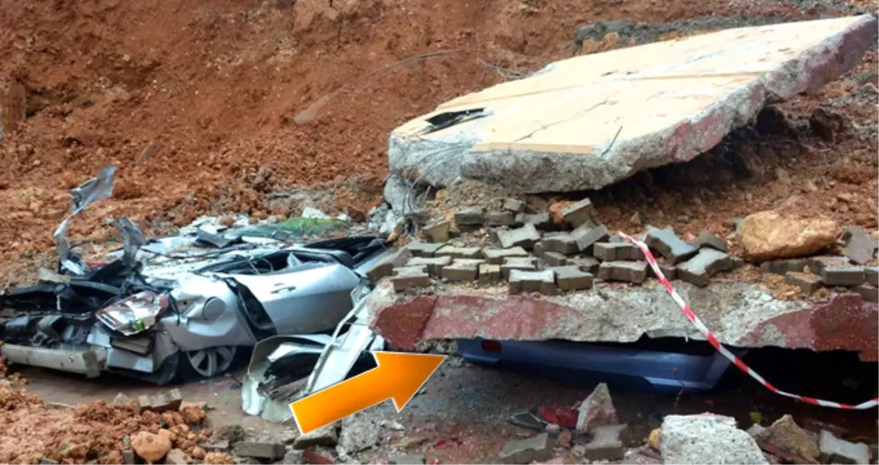 Aşırı Yağışa Dayanamayan İstinat Duvarı Çöktü, 10 Araç Hurdaya Döndü