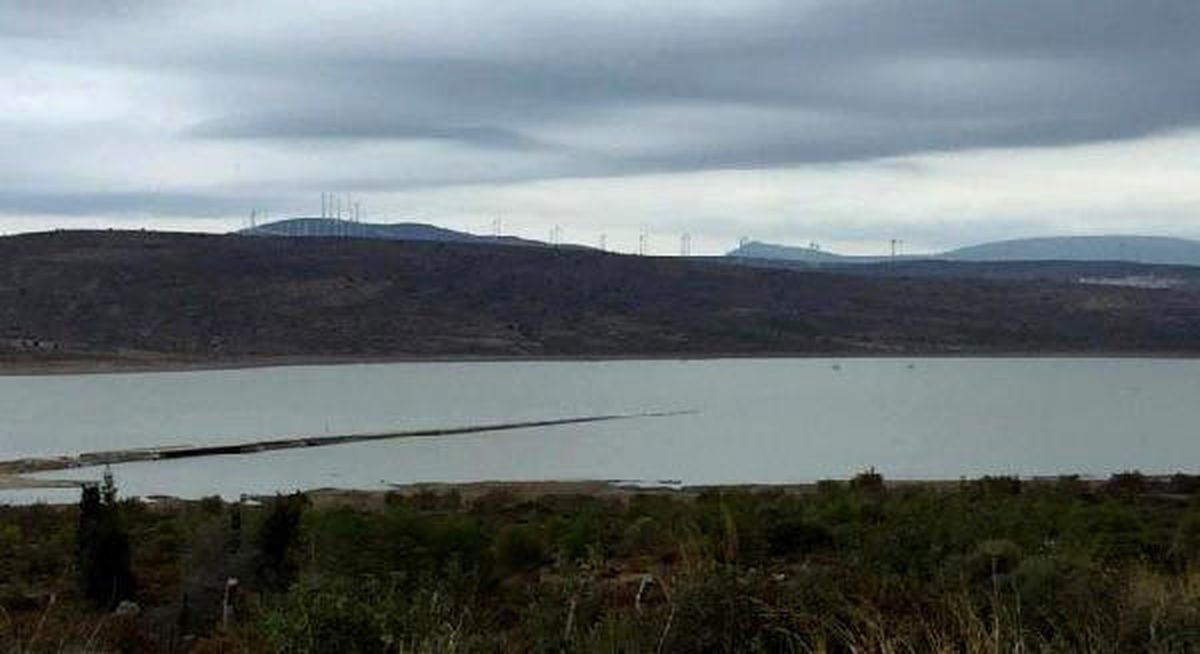 Kutlu Aktaş Barajı\'nda Su Seviyesi Minimuma Yaklaştı