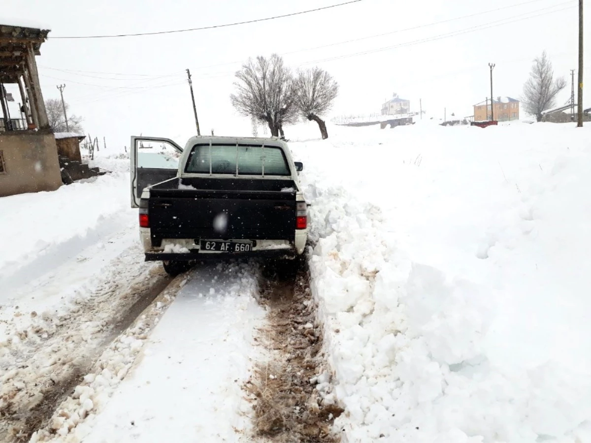 Tunceli\'de 71 Köy Yolu Ulaşıma Kapandı