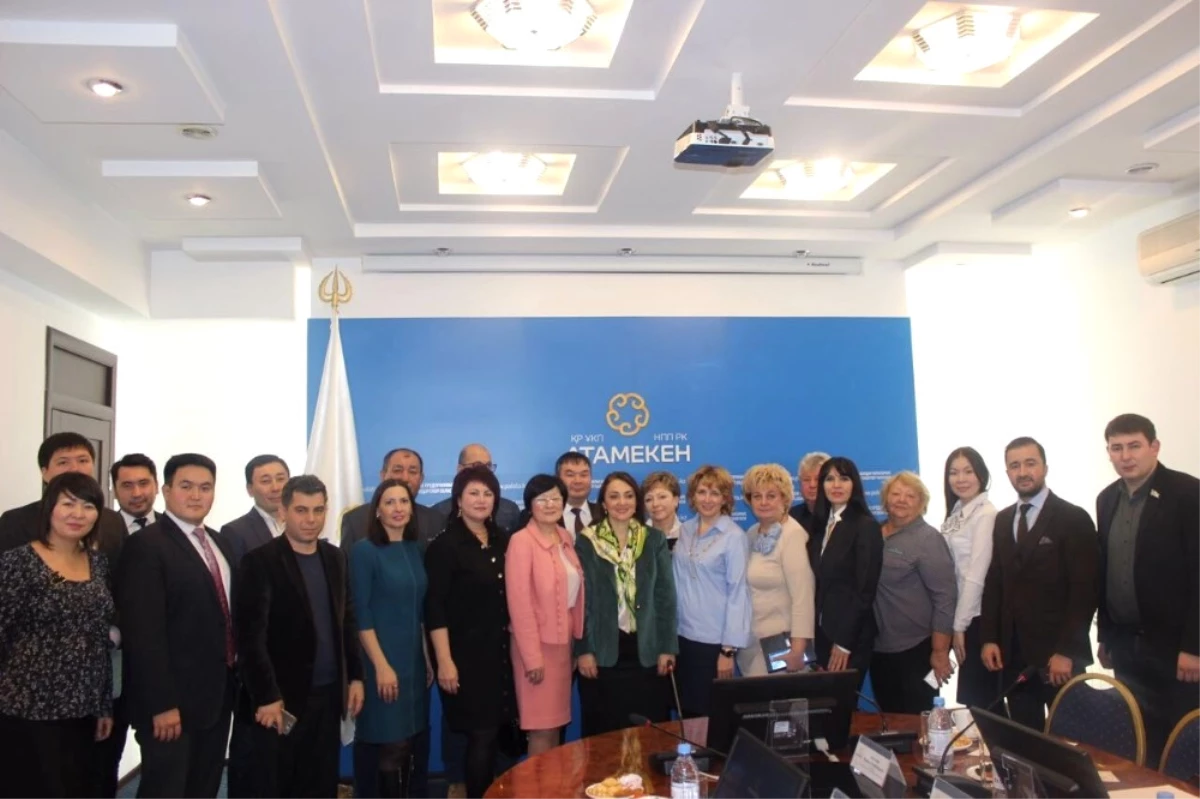 Türkiye Sanayici İş Kadınları ve İş Adamları Genel Başkanı Atasoy\'dan Kazakistan\'a Ziyaret