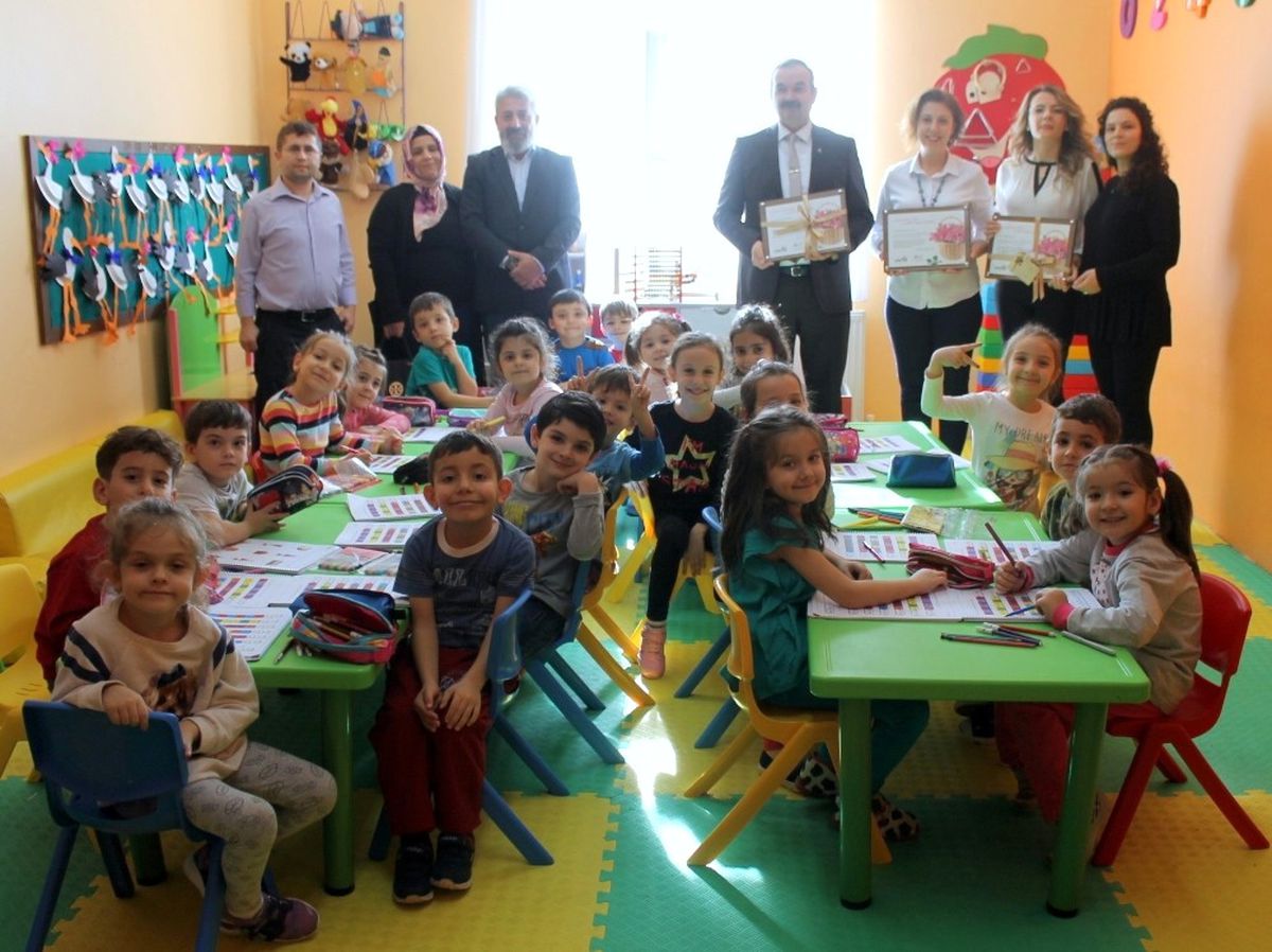 Veliler Lösemi Hastaları İçin Bağış Topladı