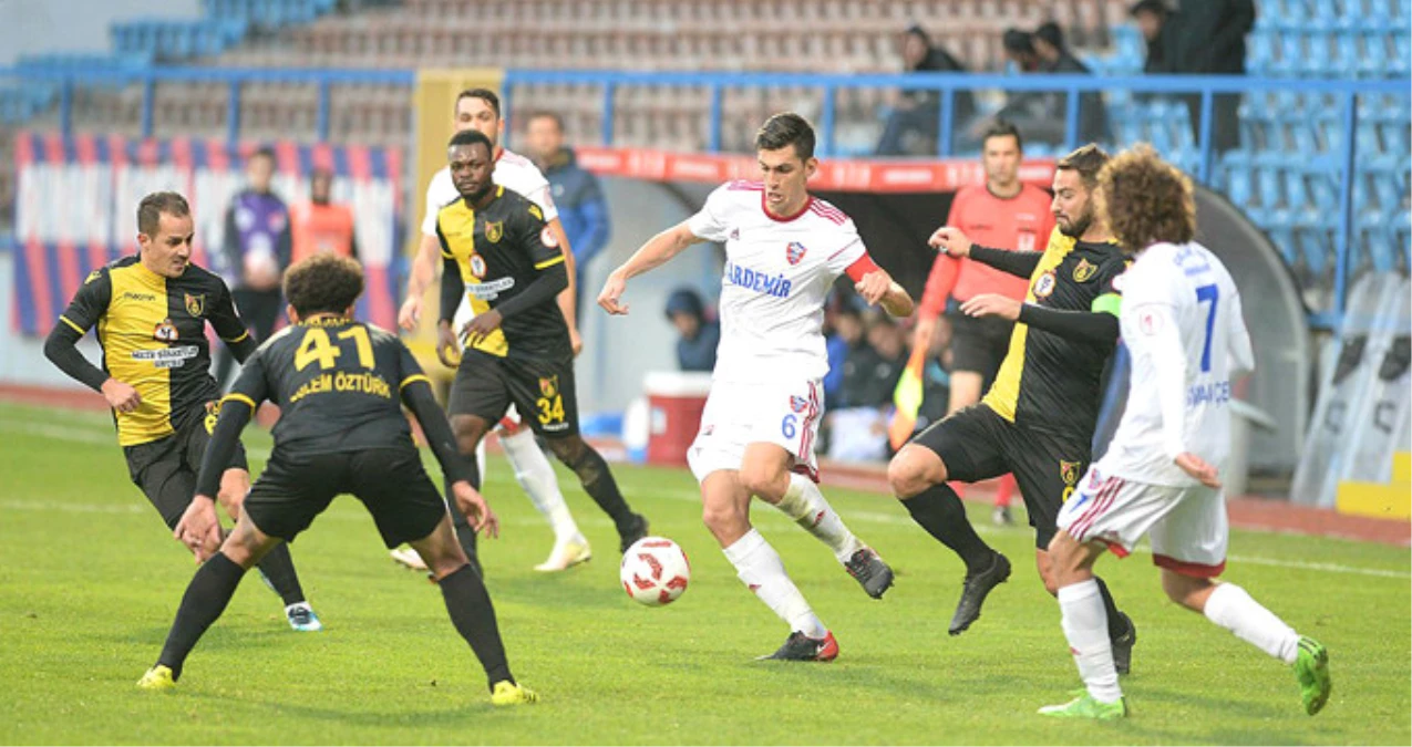 Ziraat Türkiye Kupasında Kardemir Karabükspor İstanbulspor\'u 2-1 Yendi