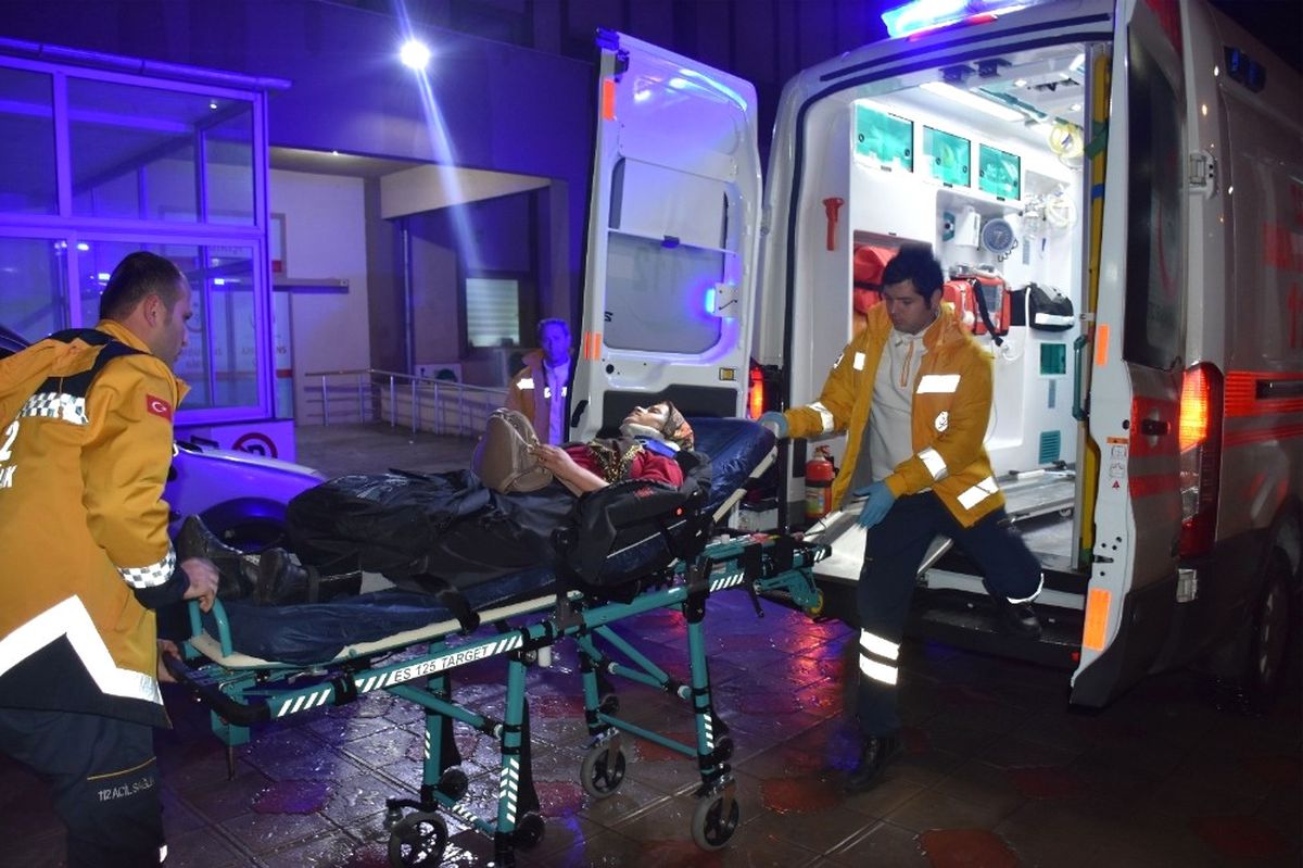 Adıyaman\'da Trafik Kazası: 5 Yaralı