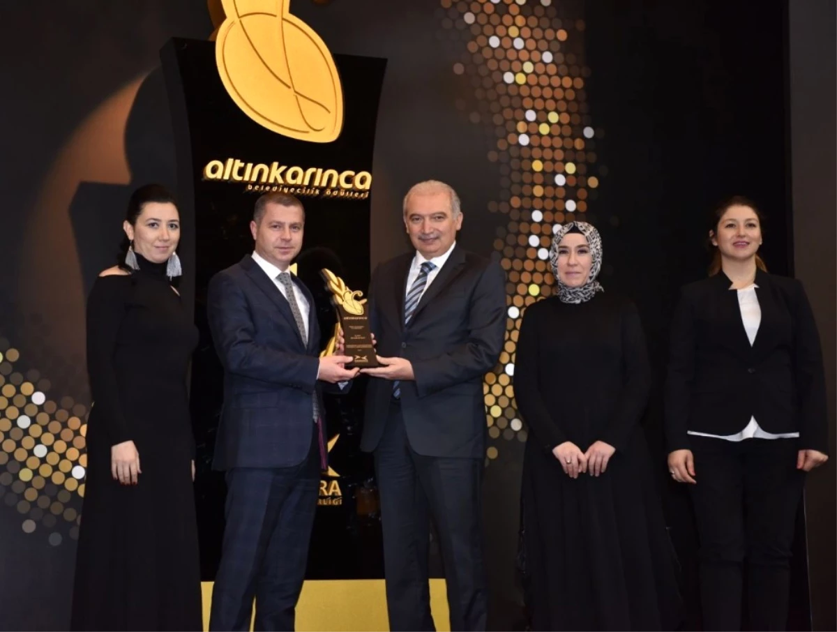 Altın Karınca Belediyecilik Ödülleri\'nde Çan Belediyesi\'ne Ödül