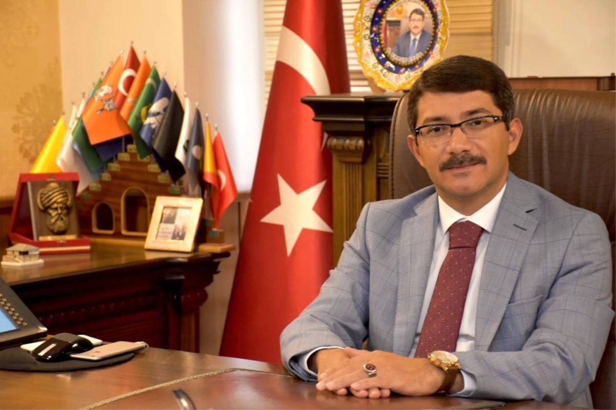 Başkan Çelik \'En Başarılı Belediye Başkanı\' Seçildi