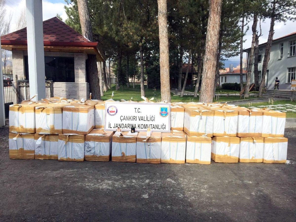 Çankırı\'da Piyasa Değeri 3,4 Milyon TL Olan Kaçak Parfüm Ele Geçirildi