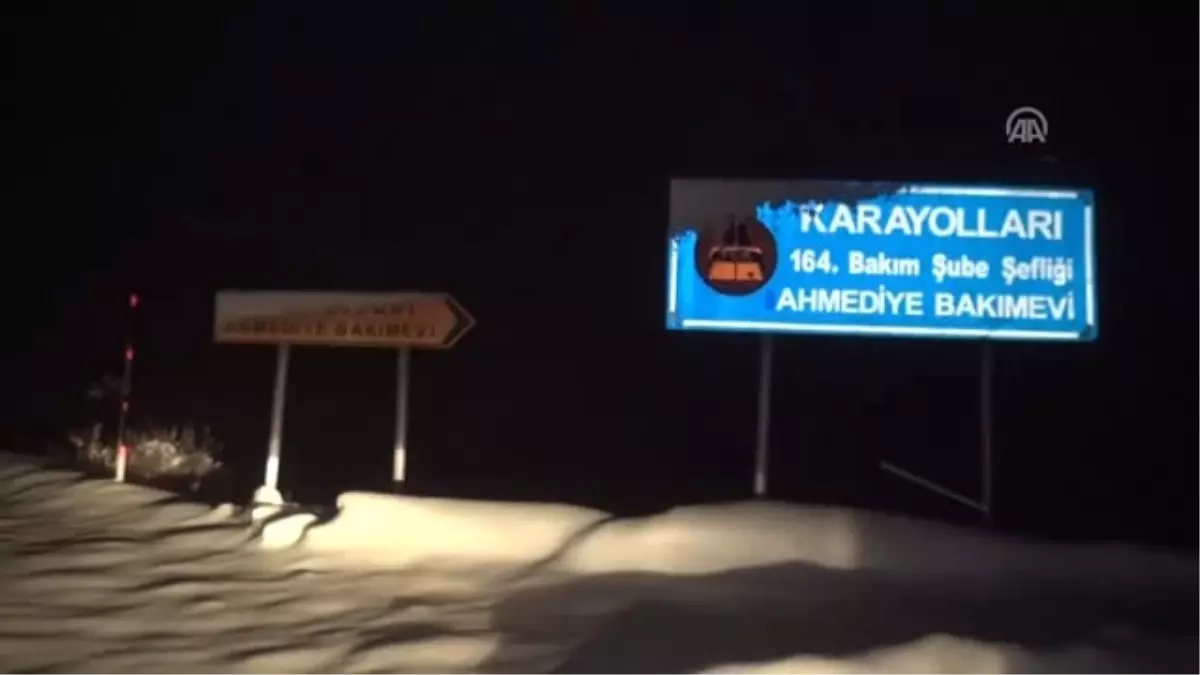 Erzincan\'da Kar Yağışı Ulaşımı Olumsuz Etkiliyor