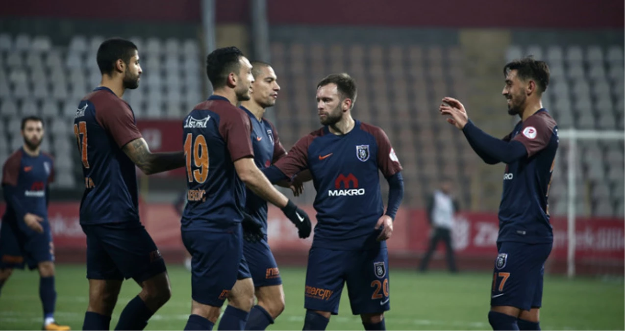 Medipol Başakşehir Deplasmanda Kahramanmaraşspor\'u 3-1 Yendi