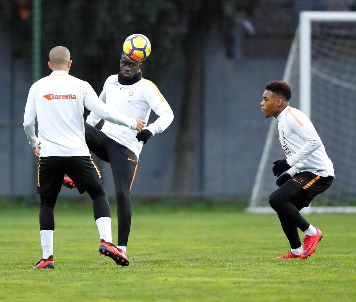 Galatasaray\'ın Derbi Mesaisi Sürdü