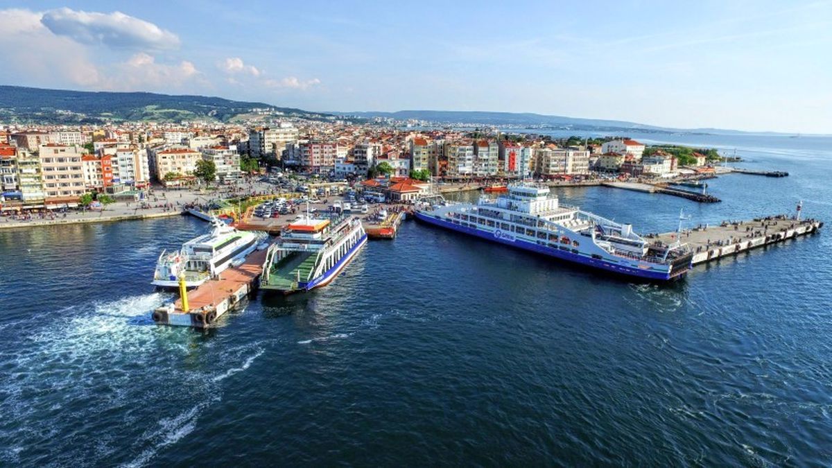 Gökçeada Feribot Seferine Fırtına Engeli