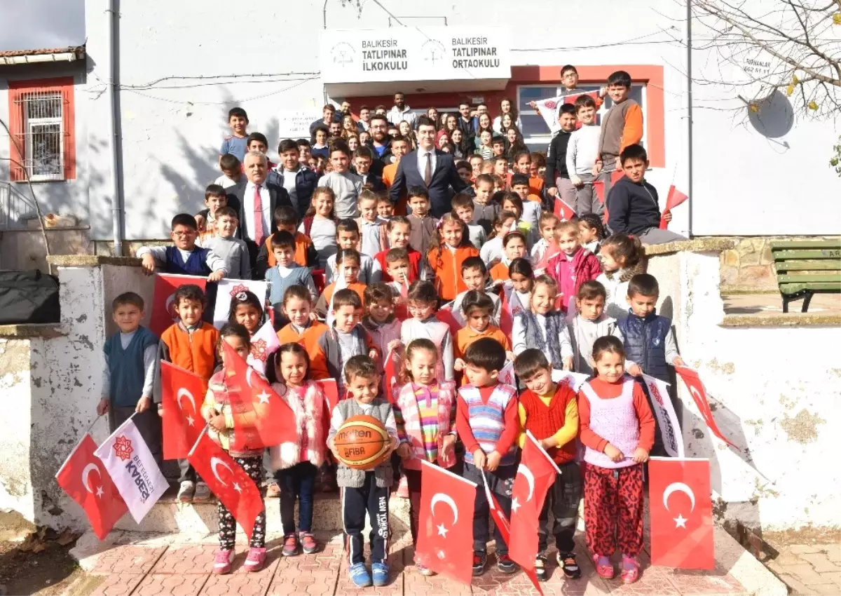 Köyde Karesispor Rüzgarı Esti