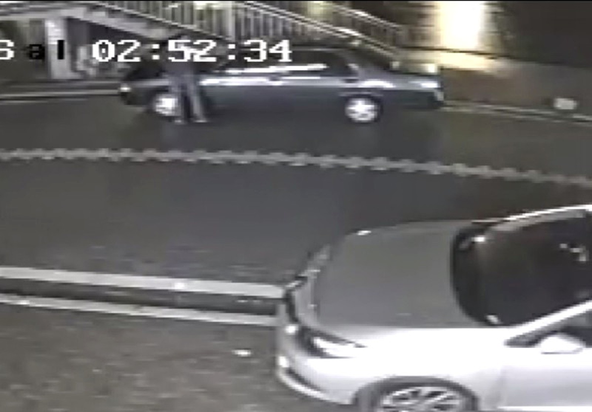 22 Yaşındaki Otomobilin Çalınması Kamerada