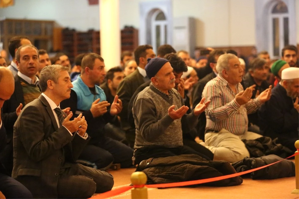 Şahinbey Belediyesi Mevlid Kandili İçin Özel Program Düzenledi