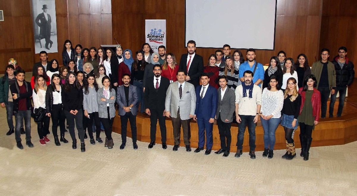 Sakarya\'dan Gençlere Öğüt: "Yılmayın, Durmayın, Sürekli Kendinizi Geliştirin"