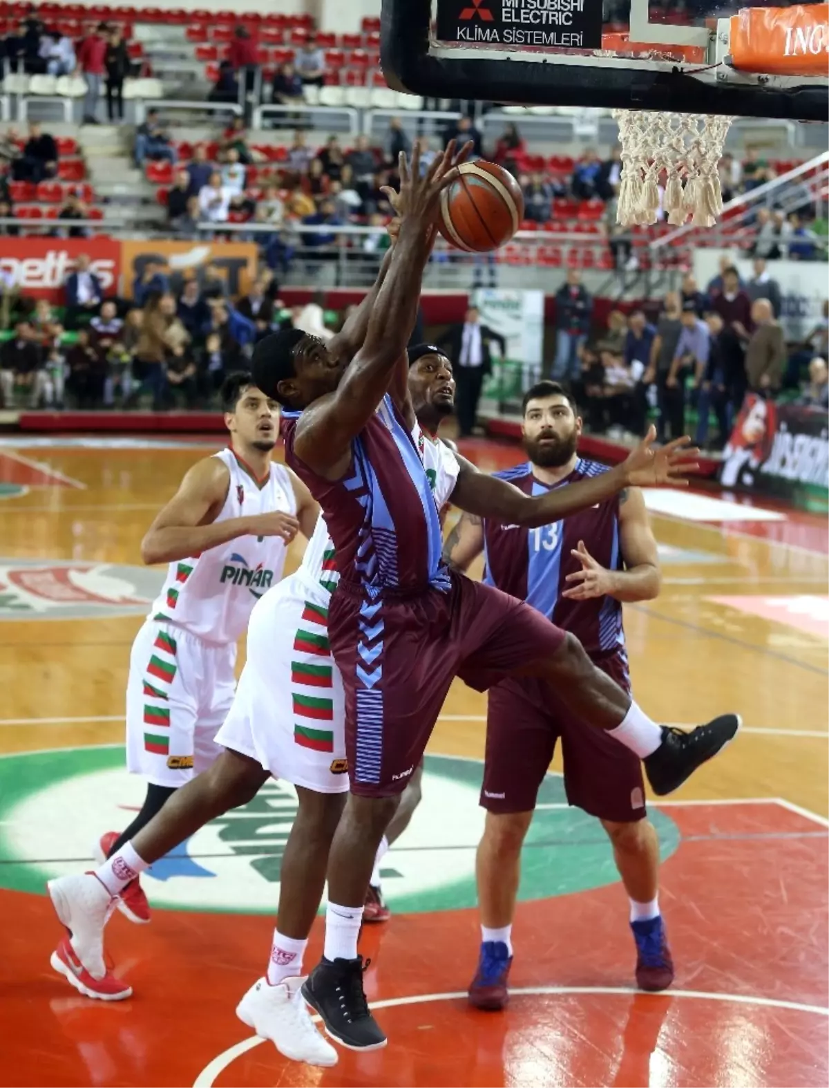 Tahincioğlu Basketbol Süper Ligi: Pınar Karşıyaka: 79 - Trabzonspor: 78