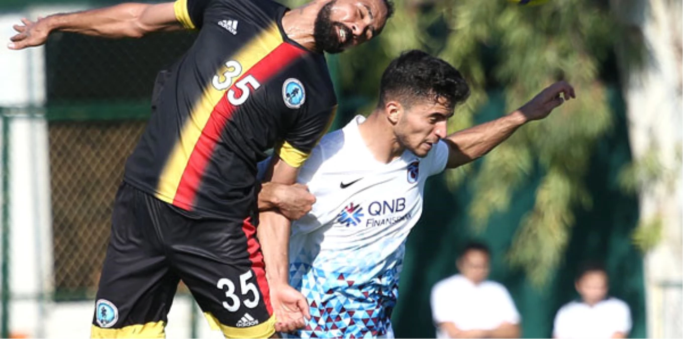 Trabzonspor, Hüseyin\'e İmza Attırdı