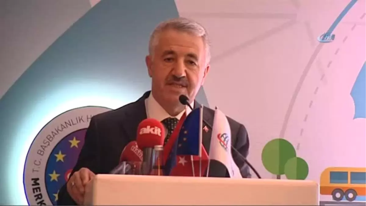 Ulaştırma Bakanı Arslan, "Türkiye\'de Yolcu Taşımacılığı Hizmetlerinin Erişilebilirliği İçin Teknik...