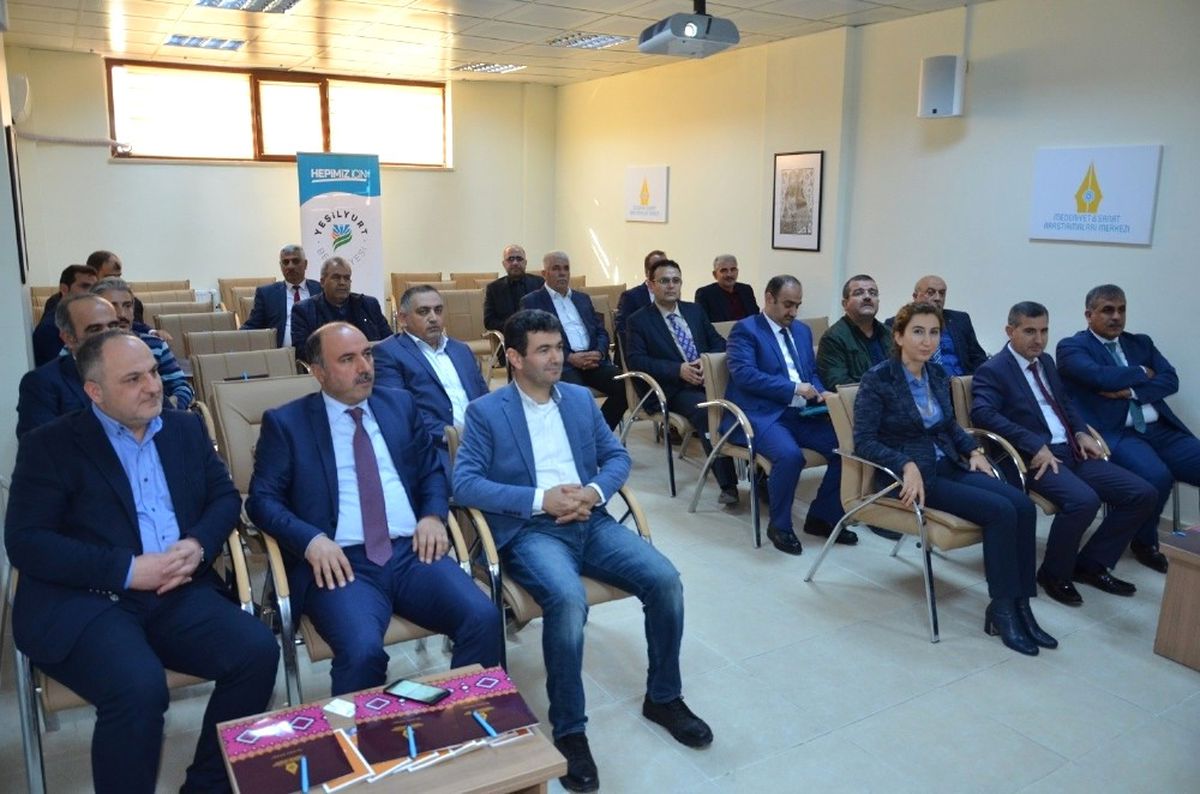 Yeşilyurt Belediyesinde Hizmet İçi Eğitim Semineri